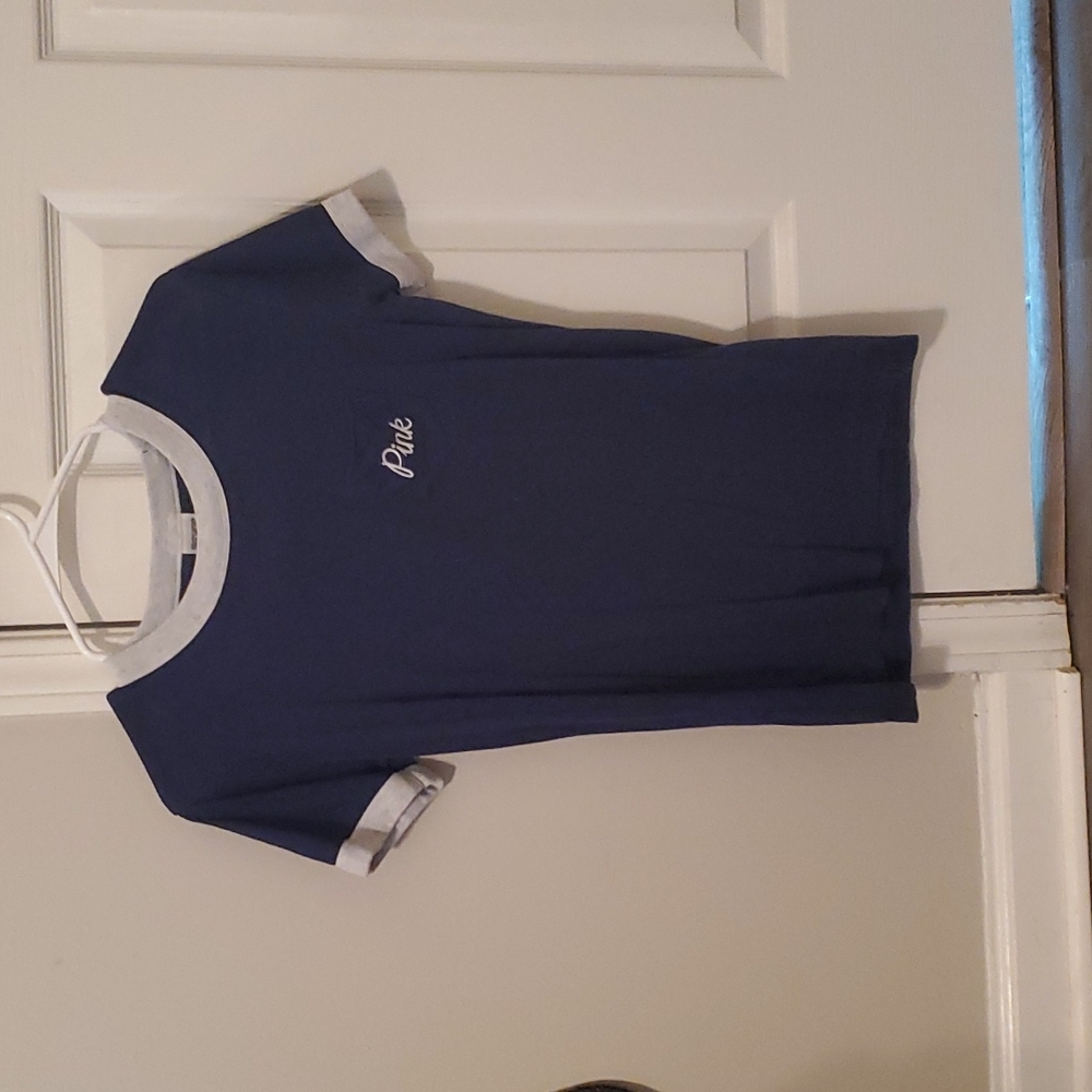 Size XS. Blue short sleeve PINK Tee.